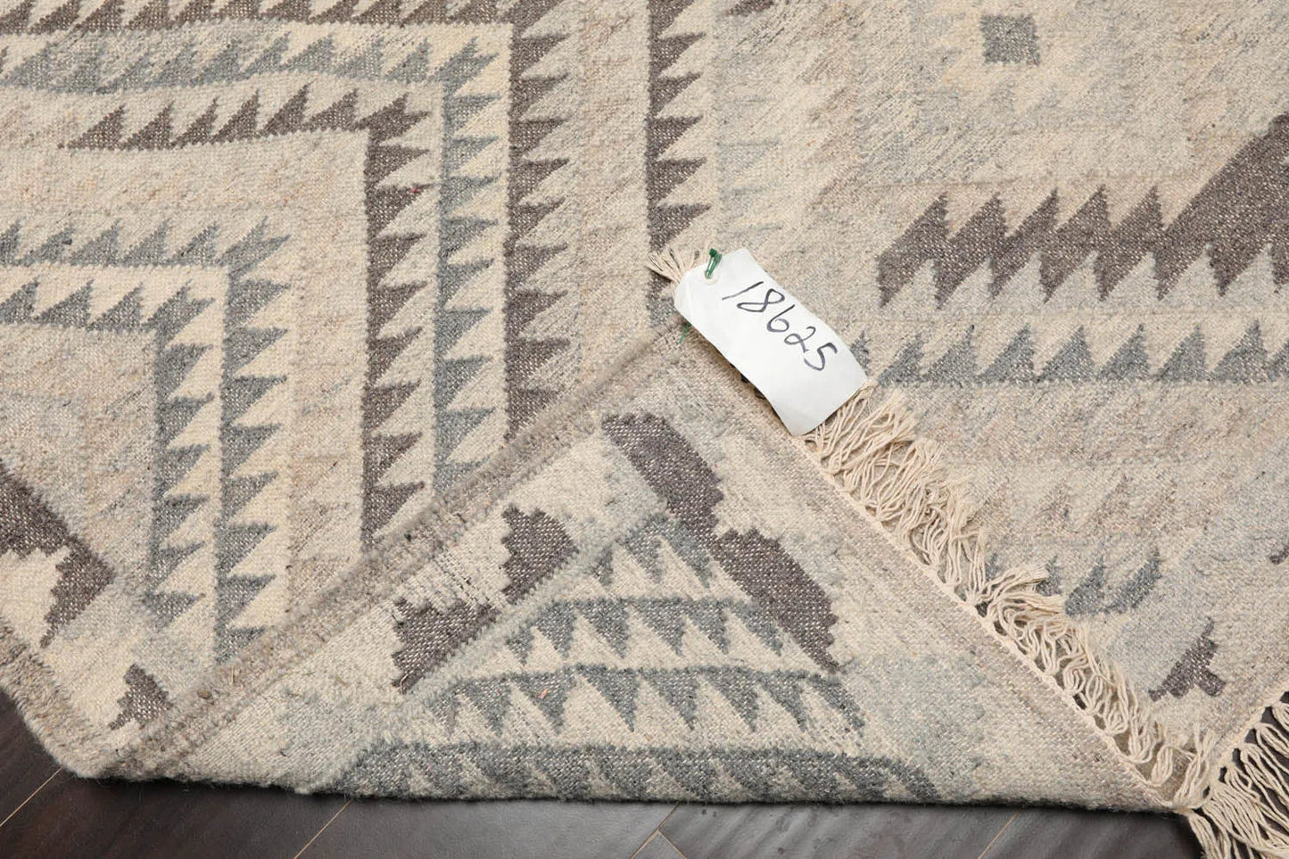 LoomBloom 5x8 Southwestern Beige Handcrafted Wool Kilim Rug