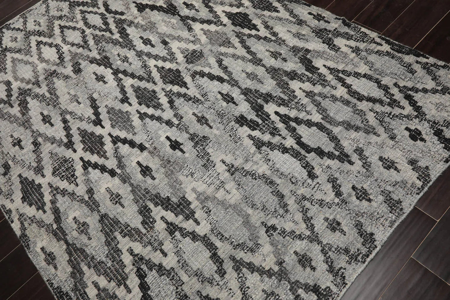 LoomBloom Gray Southwestern Kilim Wool Rug in 5x8 Size