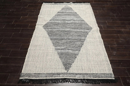 LoomBloom Geometric Kilim Wool Ivory Hand-Woven 5x8 Area Rug