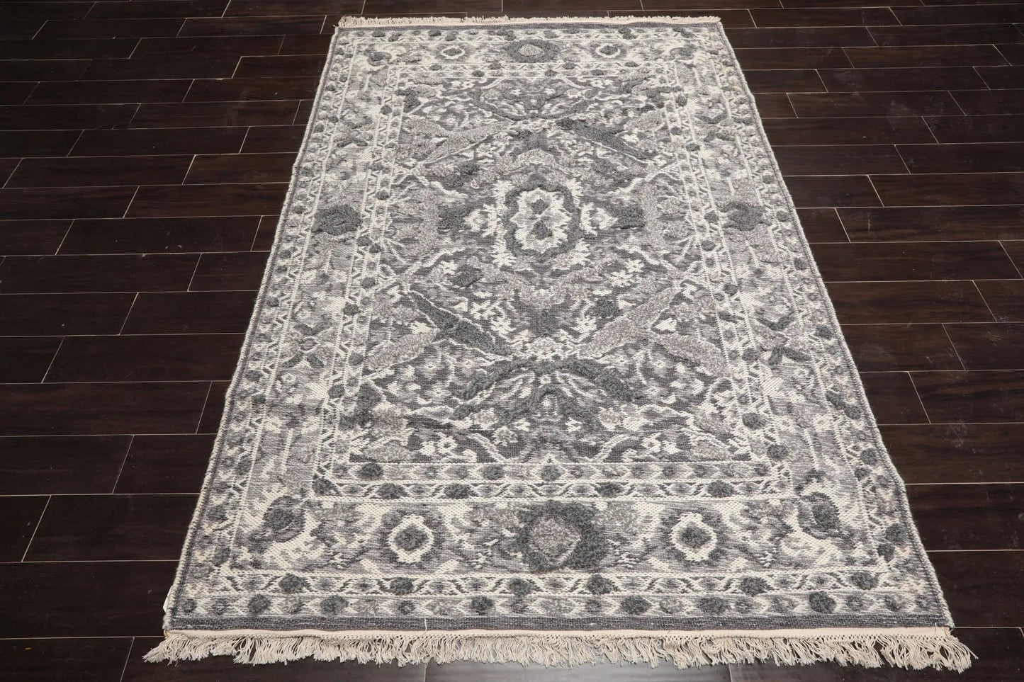 LoomBloom White Oriental Area Rug 5x8 Hand Woven Traditional Kilim Wool