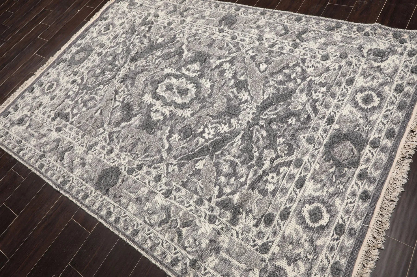 LoomBloom White Oriental Area Rug 5x8 Hand Woven Traditional Kilim Wool