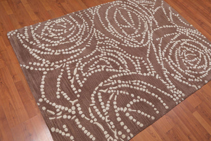 4’8" x 6'7" Handmade 100% Wool Traditional Oriental Area rug Beige