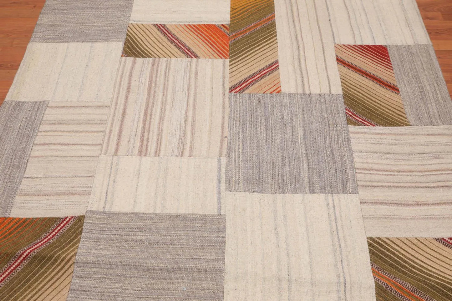 5' x 8' Hand Woven 100% Wool Flatweave Area rug Green