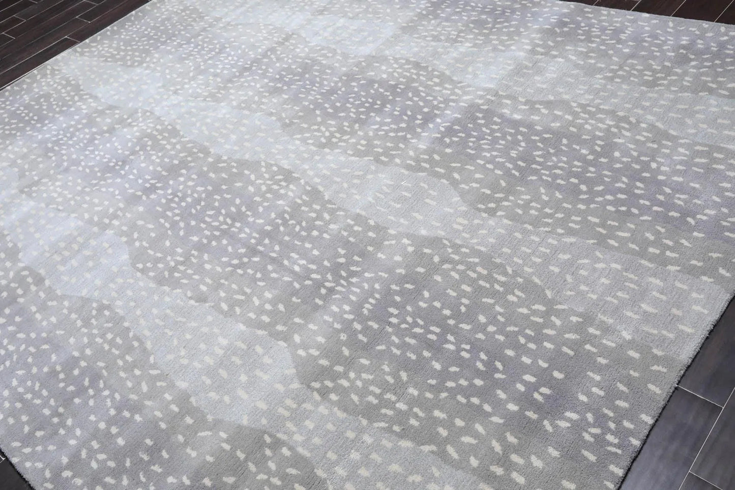 Multi Size Gray, Ivory Hand Tufted Handmade 100% Wool Animal Print Antelope Oriental Area Rug