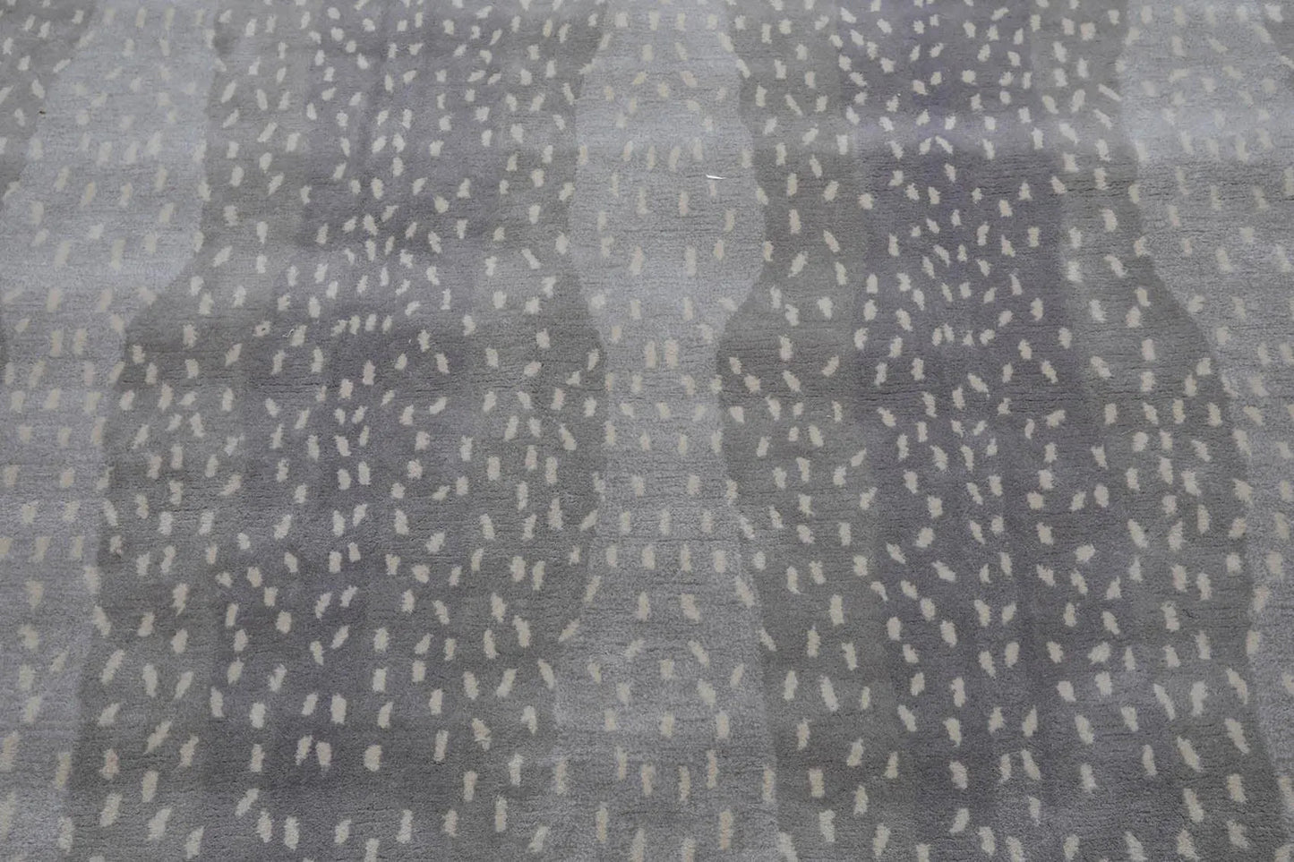 Multi Size Gray, Ivory Hand Tufted Handmade 100% Wool Animal Print Antelope Oriental Area Rug