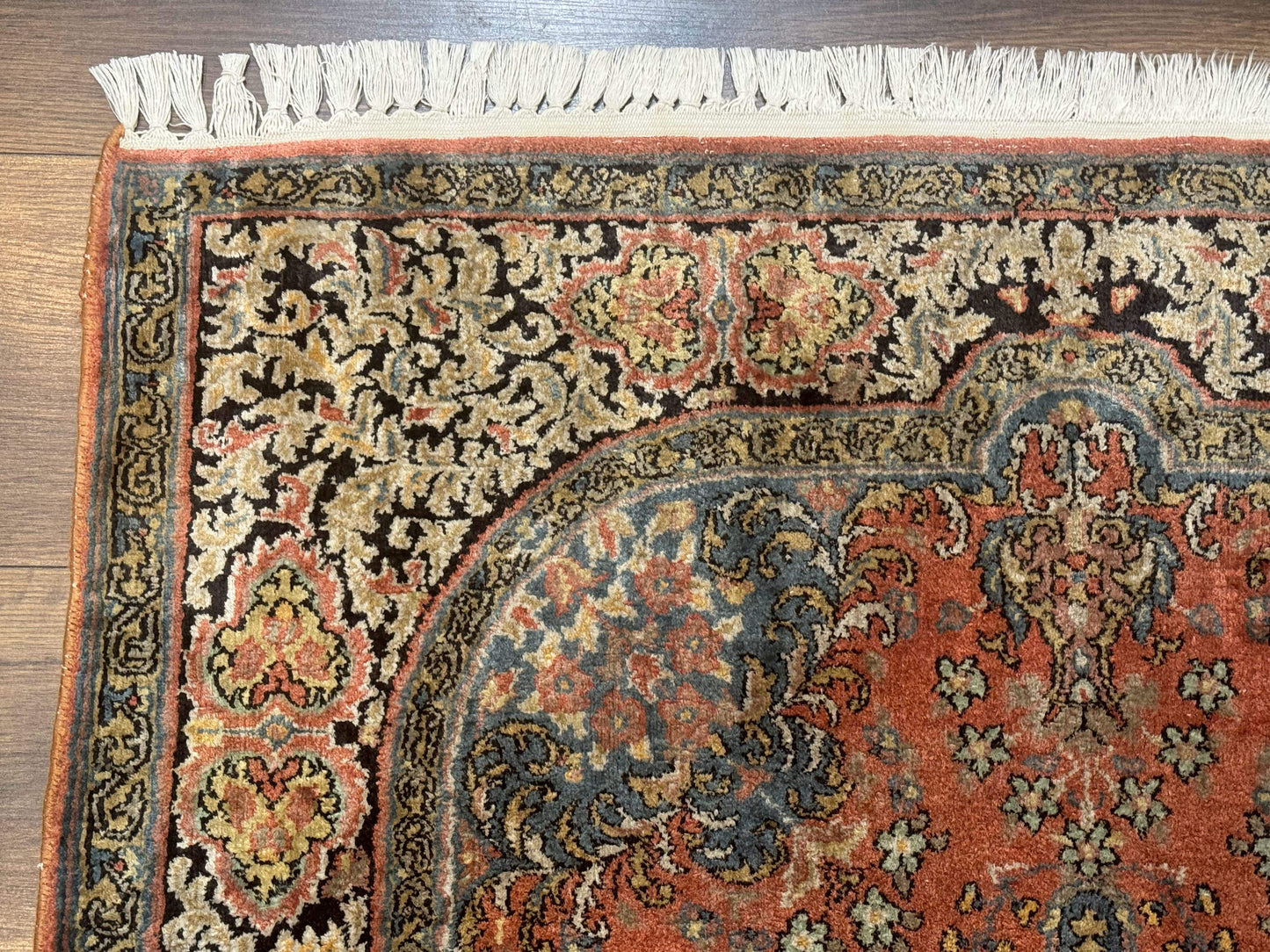 Indian Kashmiri Silk Rug 3x5, Fine 260 KPSI, Hand Knotted