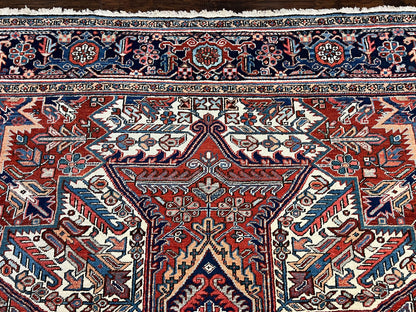 Antique Persian Heriz Rug – 11x16 Palace Size, Geometric Medallion, 1920s