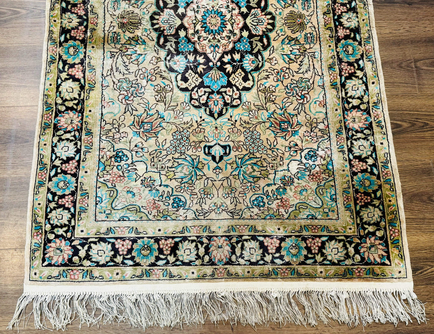 Indian Kashmiri Silk Rug 3x5, Floral Medallion, Fine 200 KPSI