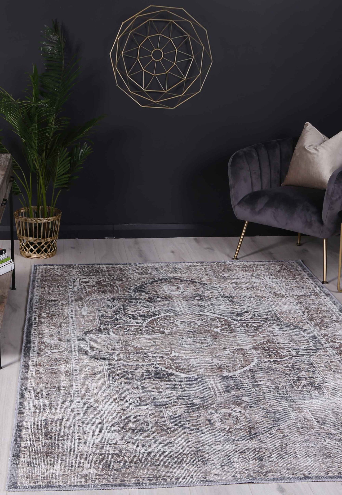 Distressed Vintage Kendra Ash in Grey Rug