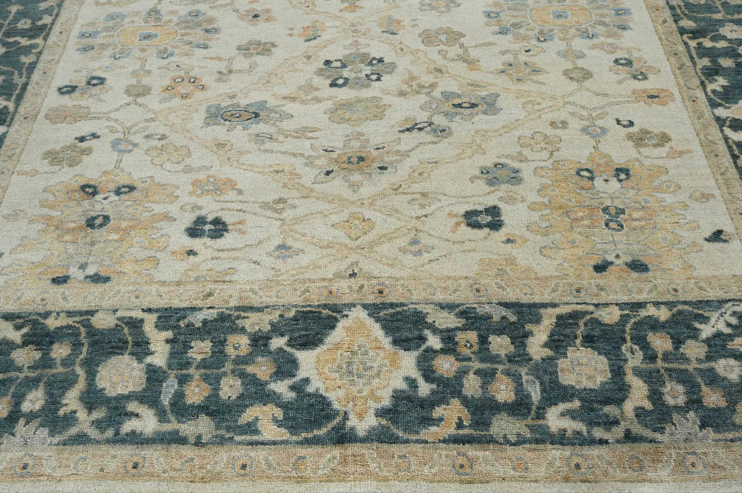 Multi Size Beige Turkish Oushak Wool Hand Knotted Traditional Elegance Oriental Rug
