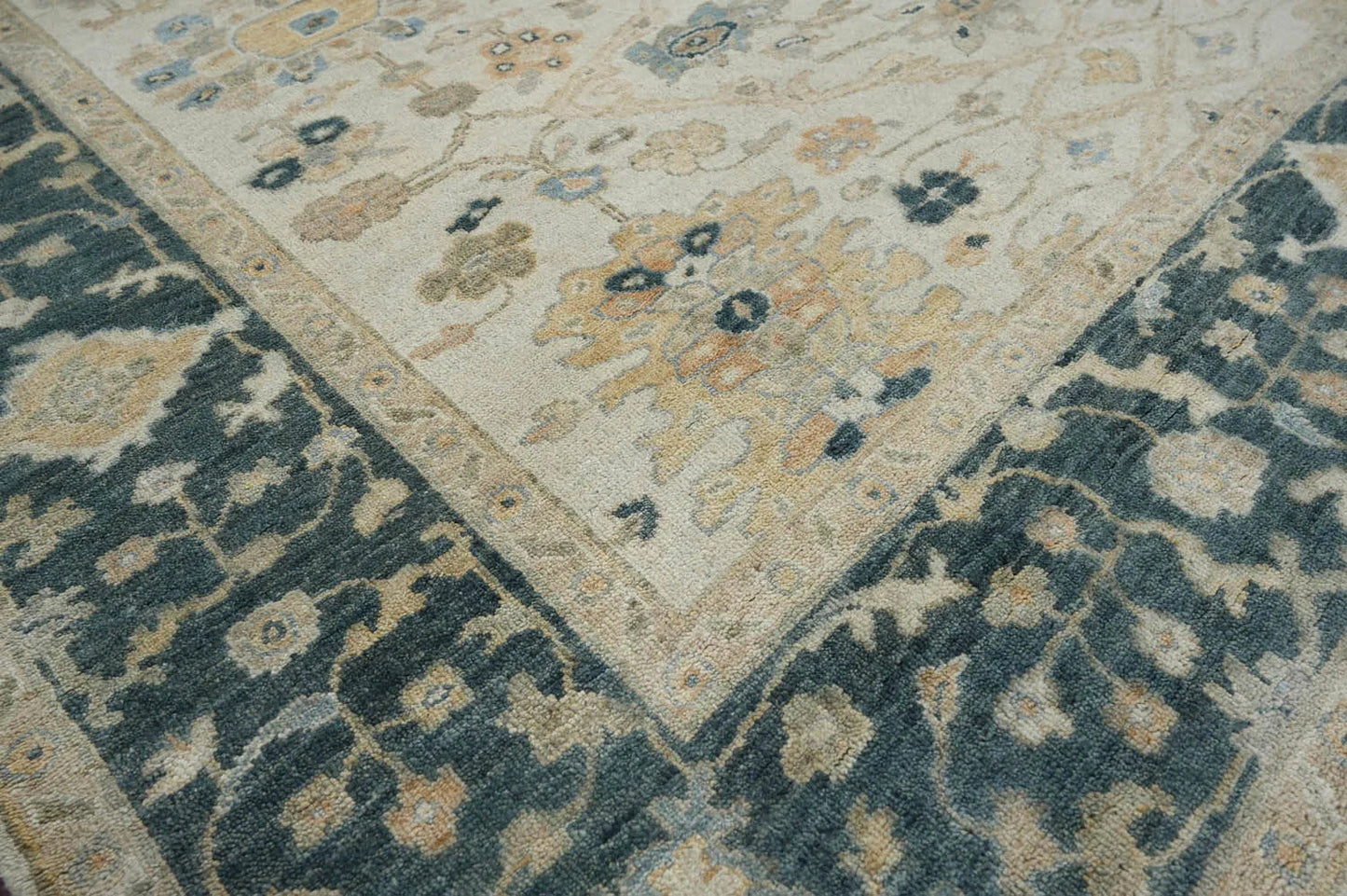 Multi Size Beige Turkish Oushak Wool Hand Knotted Traditional Elegance Oriental Rug