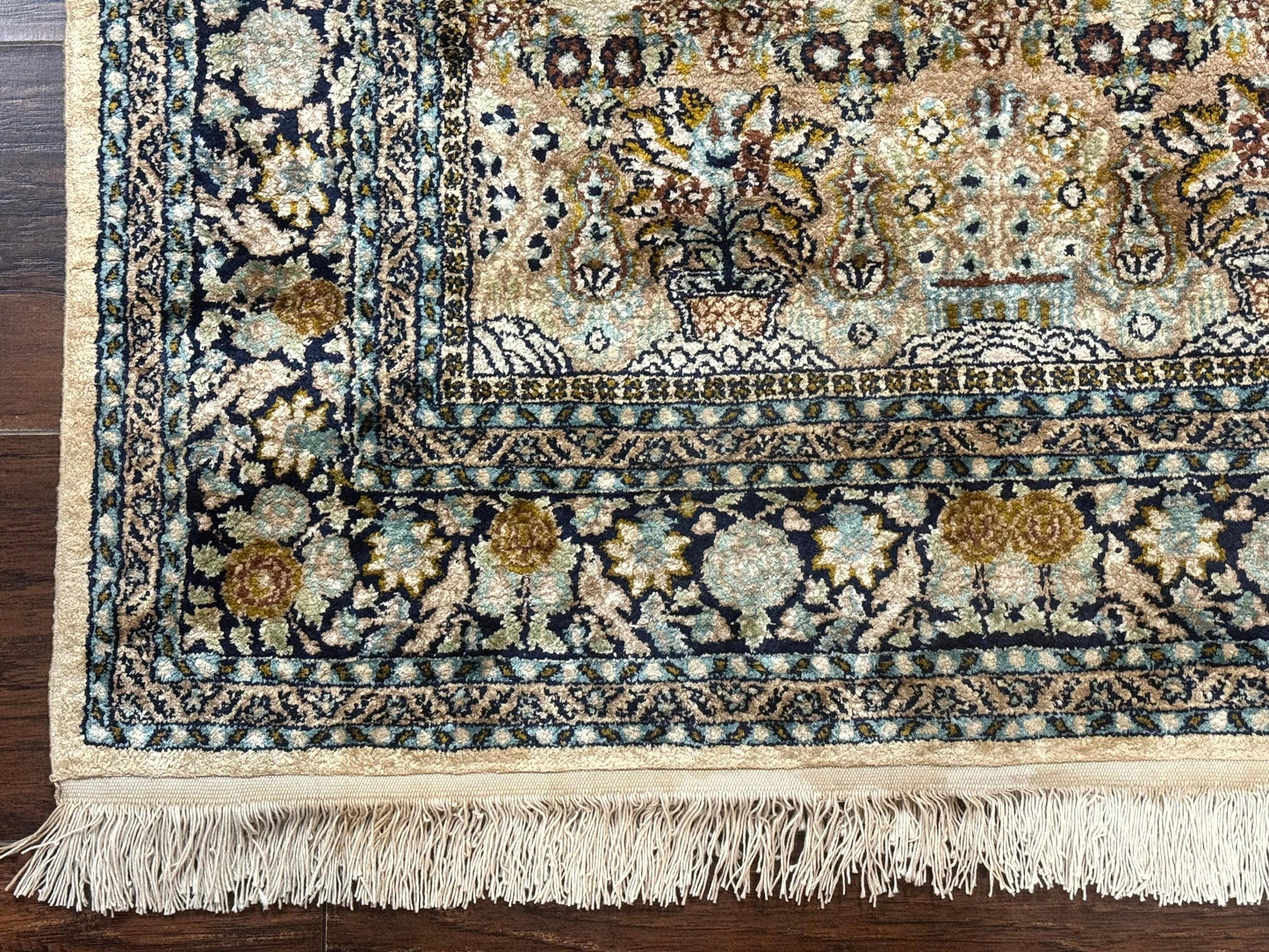 Silk Indian Kashmiri Rug 3x4, Very Fine 400 KPSI, Silk Prayer Rug, Handmade