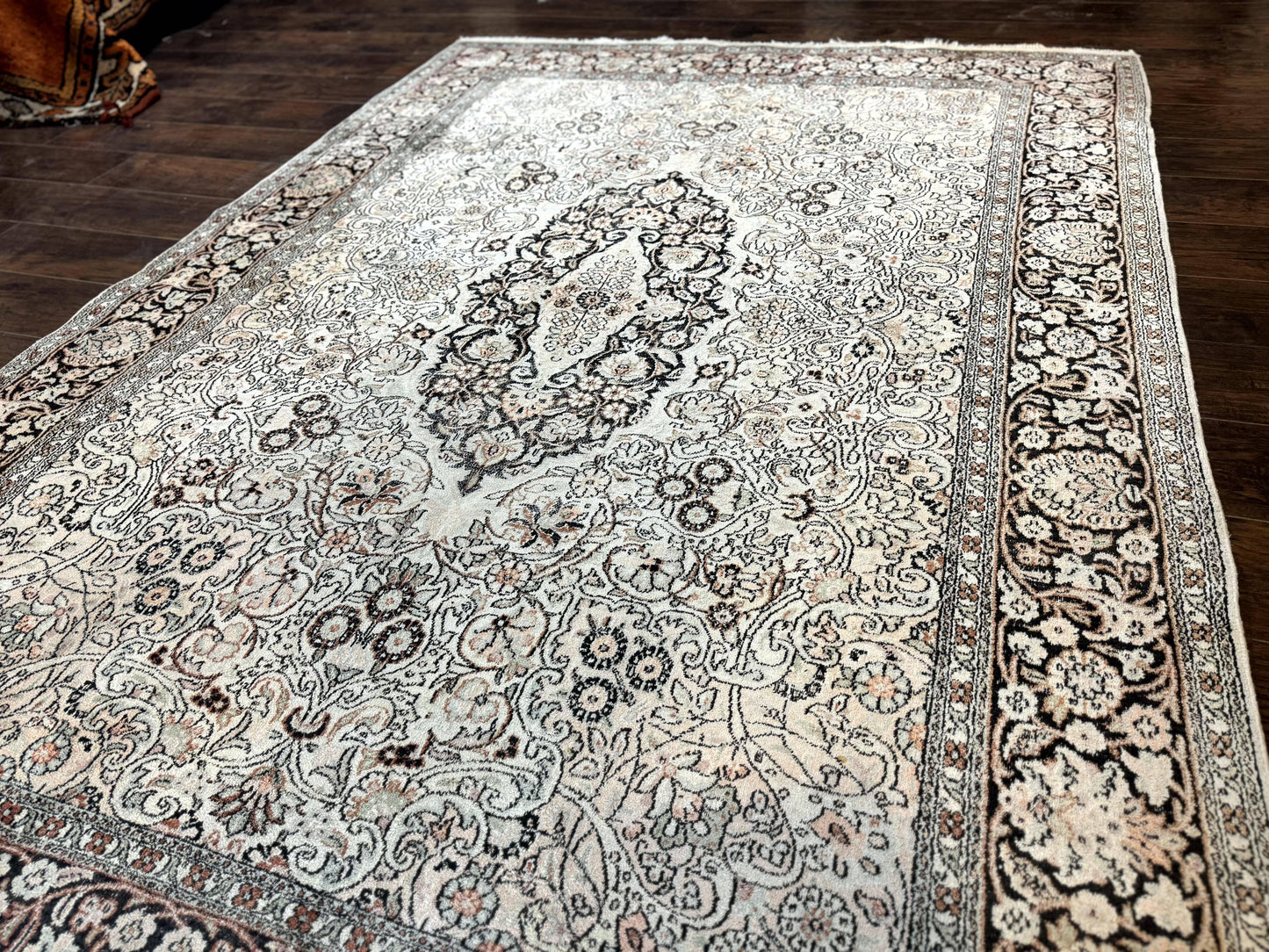 Silk Indian Kashmiri Rug 6x9