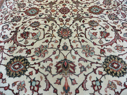 7' X 10' Vintage Handmade India Floral Oriental Wool Rug Hand knotted Carpet