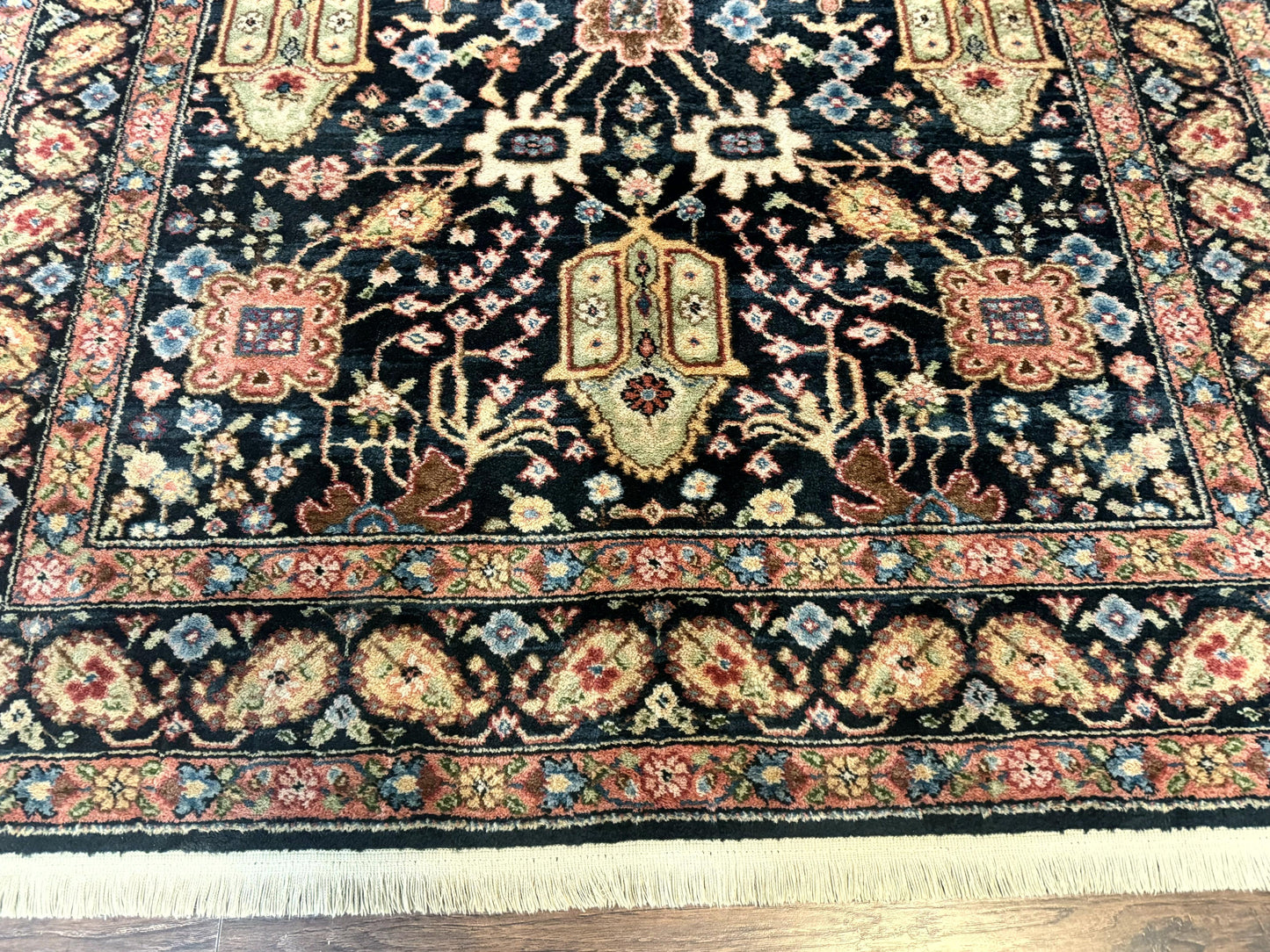Karastan Rug 5.9 x 8.6, Chahar Mahal #604, Wool Vintage Discontinued Karastan Carpet