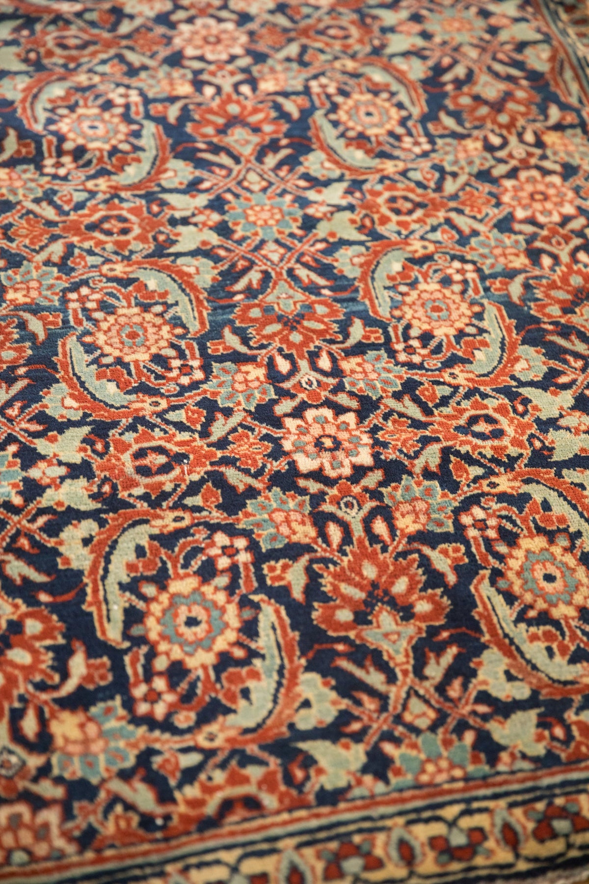 2.5x4 Vintage Tabriz Sennehbaft Rug