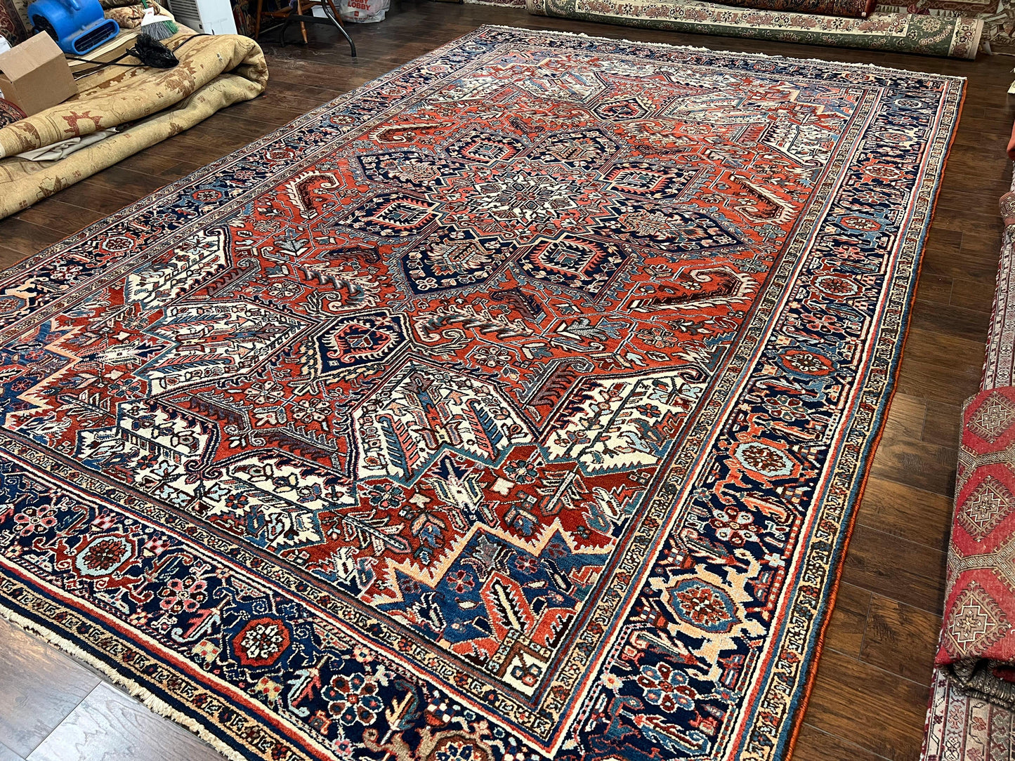 Antique Persian Heriz Rug – 11x16 Palace Size, Geometric Medallion, 1920s
