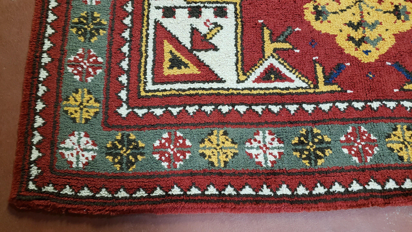 Colorful Moroccan Heriz Rug 6x9, Large Central Medallion, Red Yellow Blue