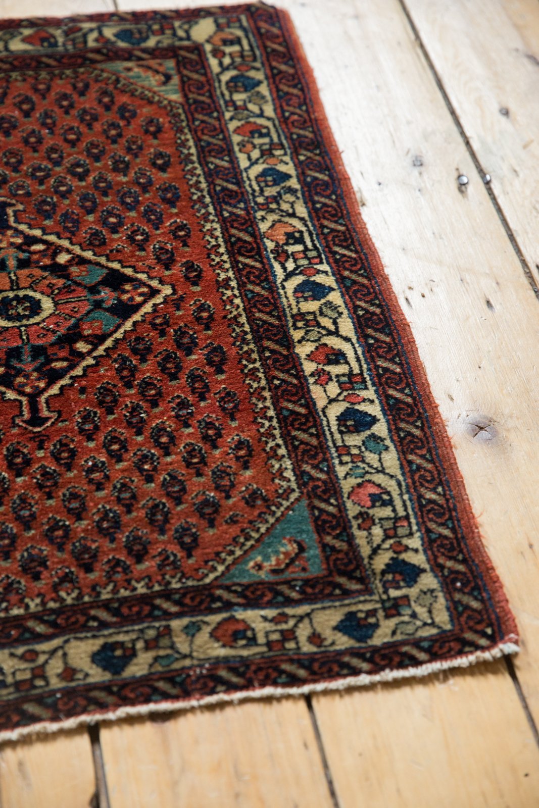 2x2.5 Vintage Engelas Square Rug Mat