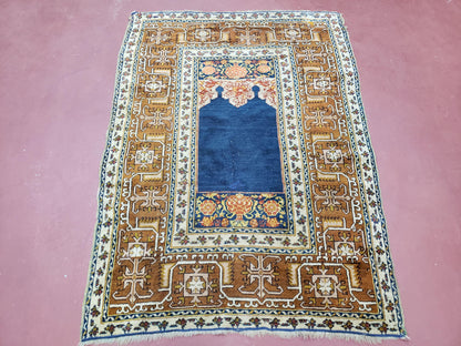 Antique Turkish Anatolian Ghiordes Prayer Rug, Twin Mihrabs, Rare Collectible Oriental Rug, Early 20th Century Prayer Rug, 3'9" x 5'2"