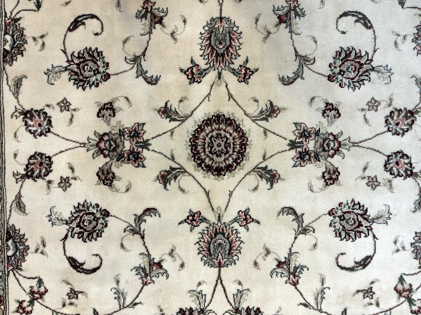 Ivory and Burgundy Pak Persian Rug 6x9