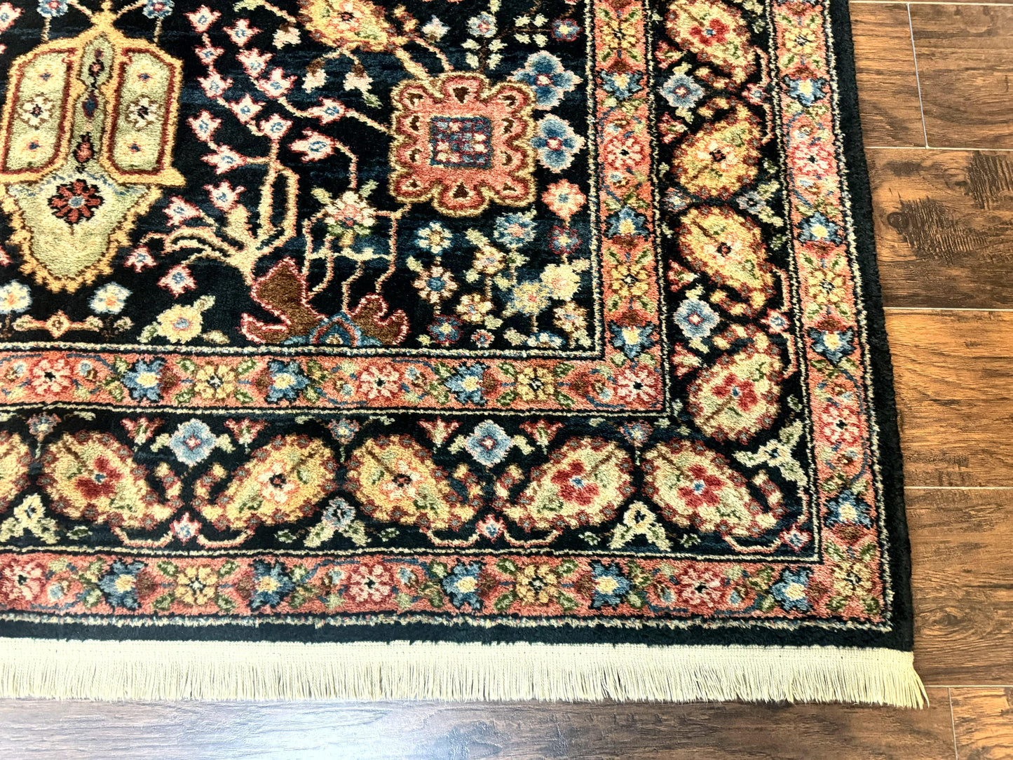 Karastan Rug 5.9 x 8.6, Chahar Mahal #604, Wool Vintage Discontinued Karastan Carpet