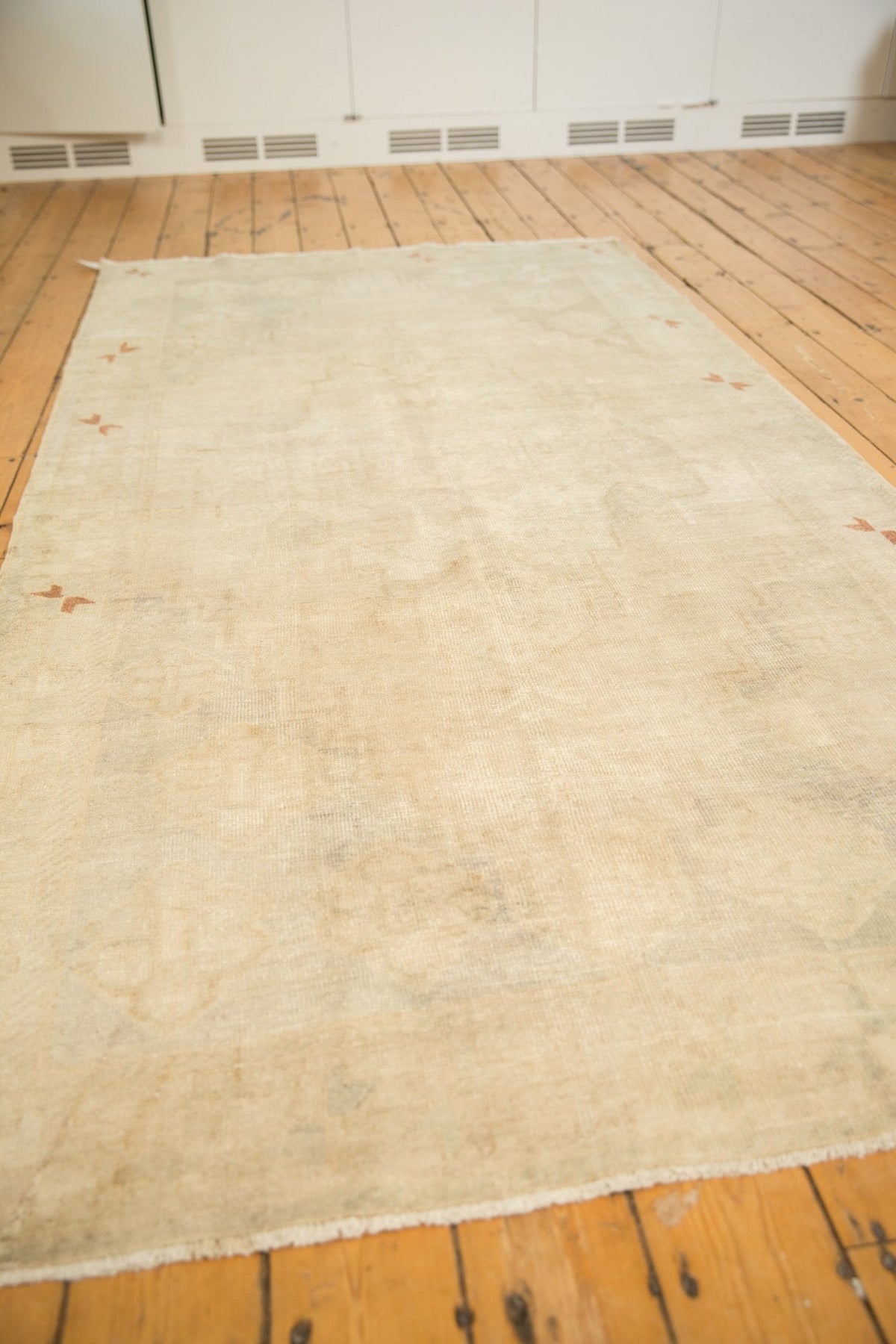 5x9.5 Vintage Distressed Oushak Carpet
