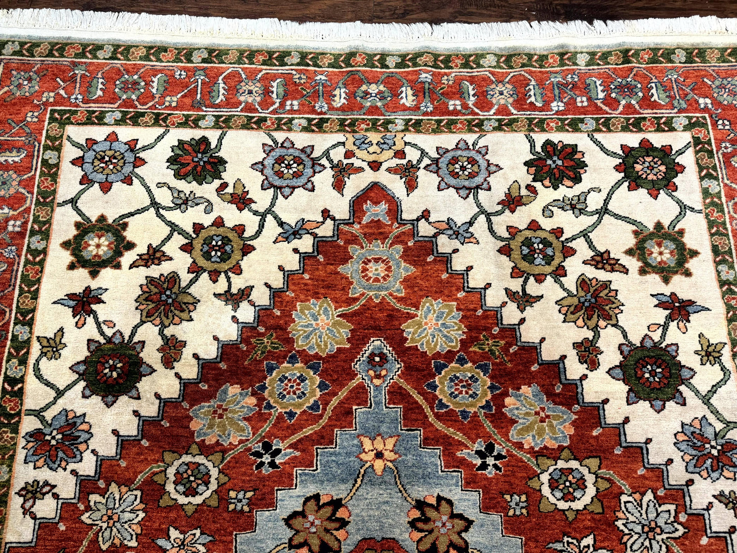 Indo Persian Heriz Rug 7x9, Geometric Pattern, Cream & Light Red, Handmade Vintage Wool Carpet