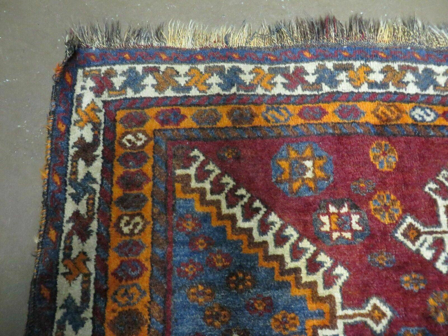 4' X 7' Antique Handmade Tribal Turkish Wool Rug Nice