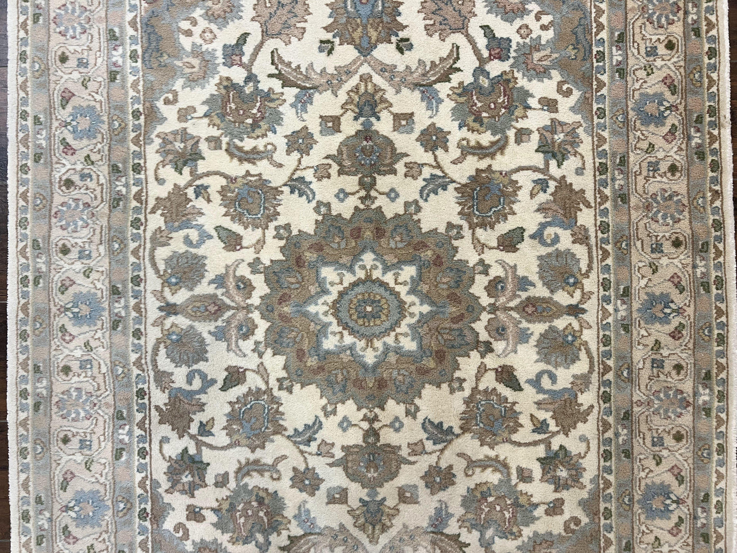 Indo Persian Rug 4x6, Floral Medallion, Beige, Handmade Wool Vintage Carpet 4 x 6 ft