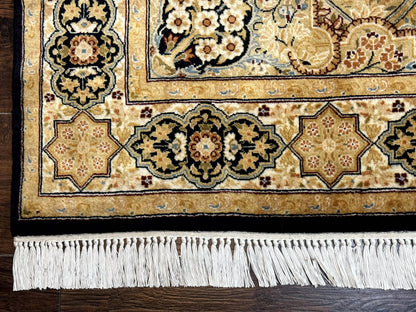 Pak Persian Rug 4x6, Panel Design