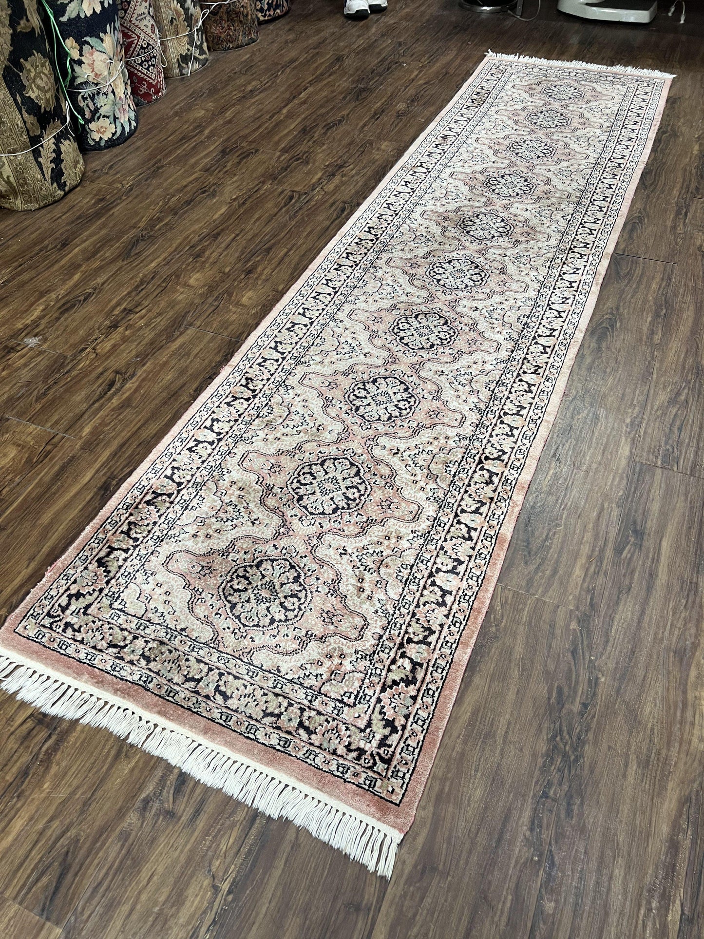 Silk Kashmiri Runner 2.7 x 10 ft Vintage Rug, Ivory Pastel Pink, Hand-Knotted Vintage Runner, Hallway Carpet, Indian Rug Medallion Runner