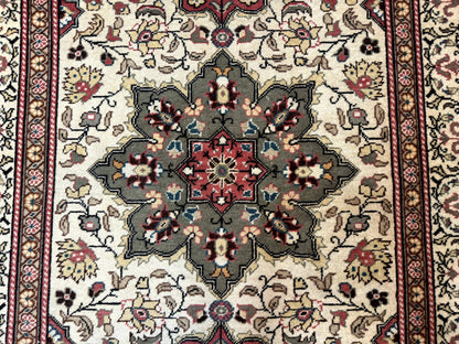Turkish Sivas Rug 4x6, Floral Medallion, Beige Pink-Red Green, Handmade
