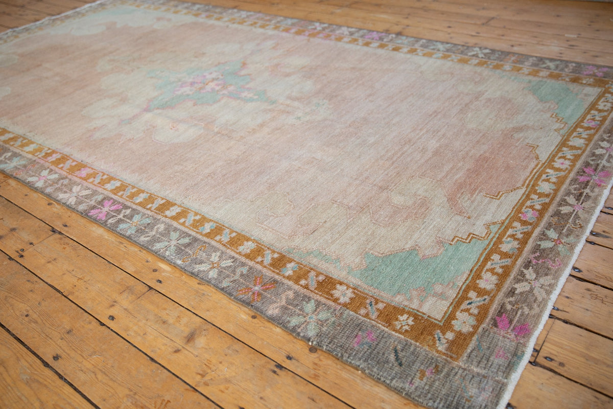 5.5x10.5 Vintage Distressed Kars Carpet
