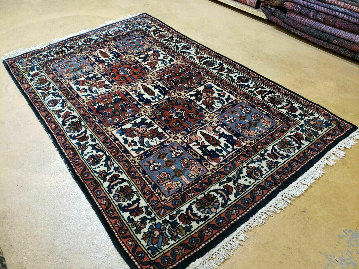 4' X 6' Vintage Handmade Indian Panel Design Wool Rug Veg Dyes