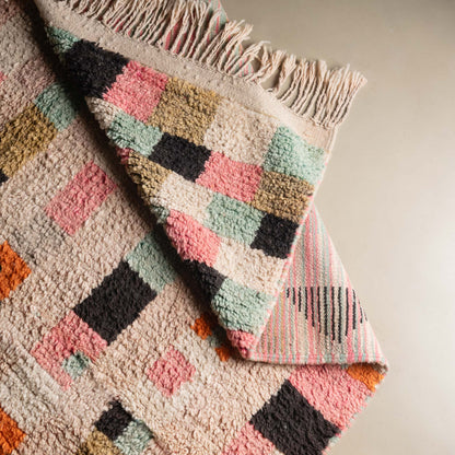 Nisrina - vintage boujad rug