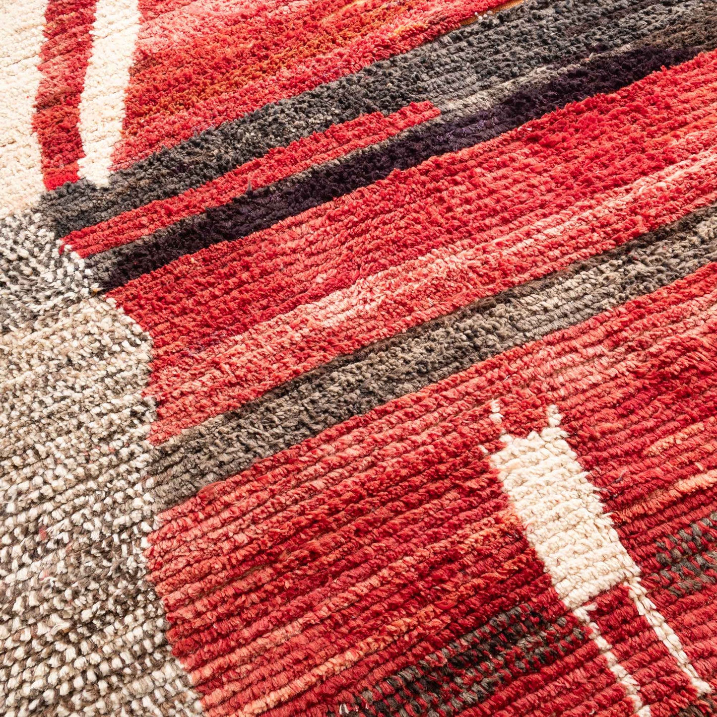 Rawia - vintage boujad rug