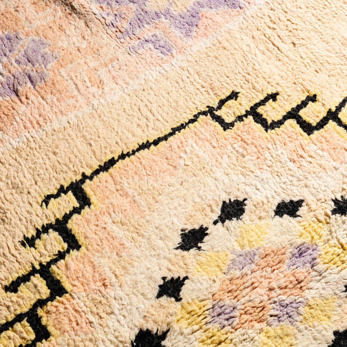 Yasar - vintage boujad rug