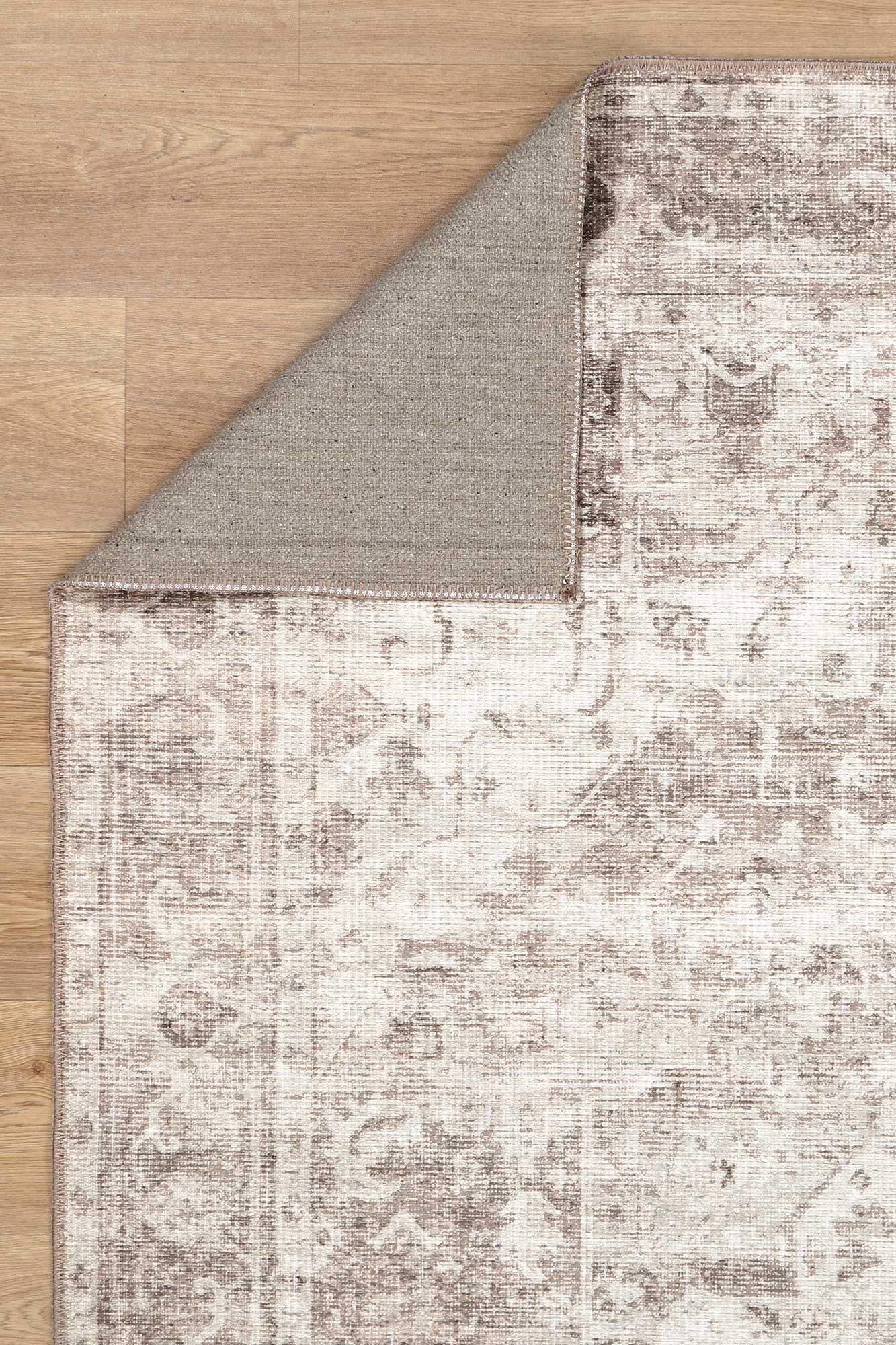 Chateau Machine Washable in Beige Rug