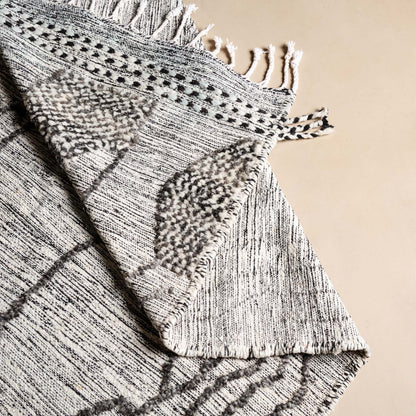 Sabri - taznakht kilim rug