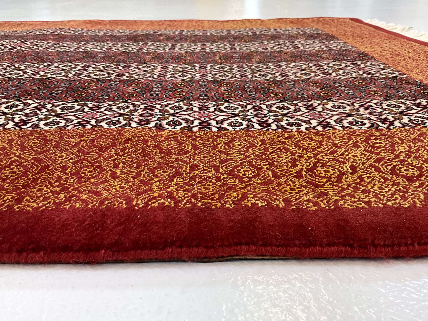 Persian Bijar Striped Herati Design (3'05"x5'01") rust/red/ivory