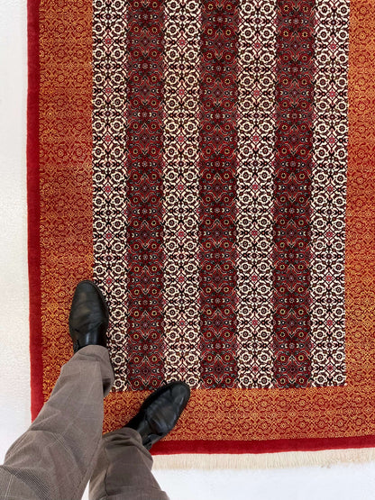 Persian Bijar Striped Herati Design (3'05"x5'01") rust/red/ivory
