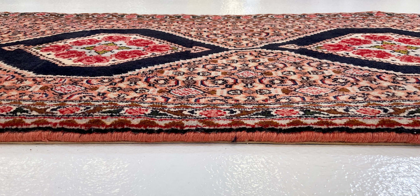 Persian Bijar (1'10"x8'08") rose/indigo