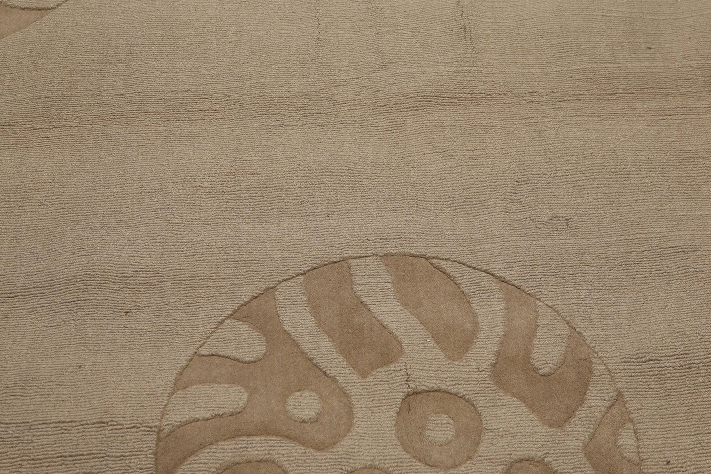 6'8" x 8'3" Handmade 100% Wool Modern Area rug Camel