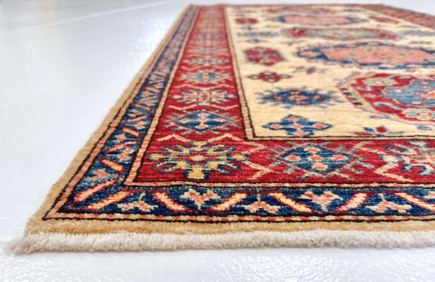 Super Kazak 3'01"x5'00"