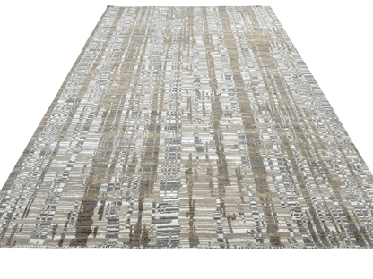 Carved, Modern Tibetan-Style 6x9 (ivory/gold)