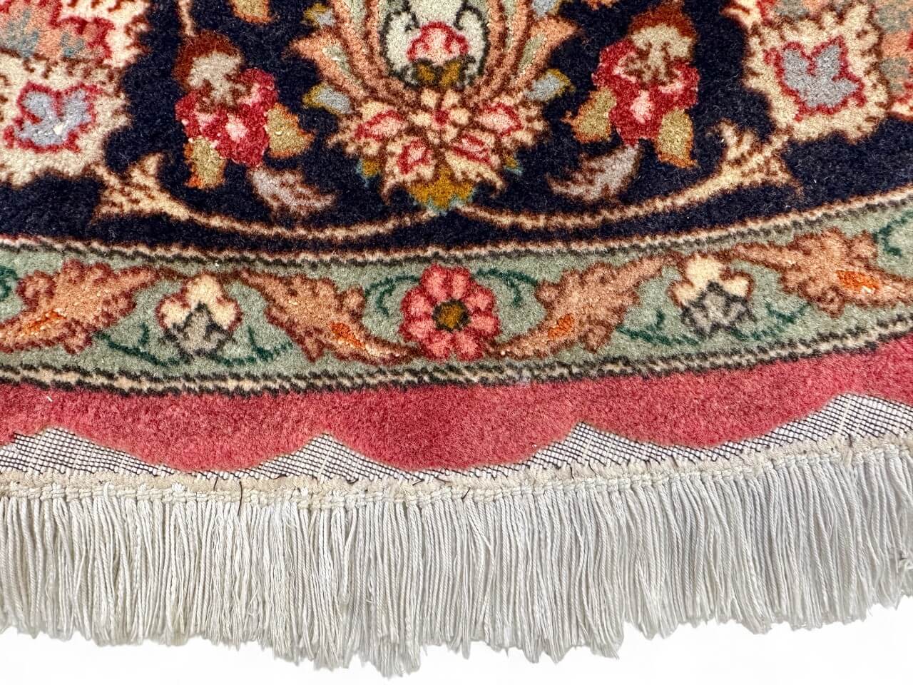 Vintage Persian Tabriz Wool/Silk (4'10"Round) dk.rose/black