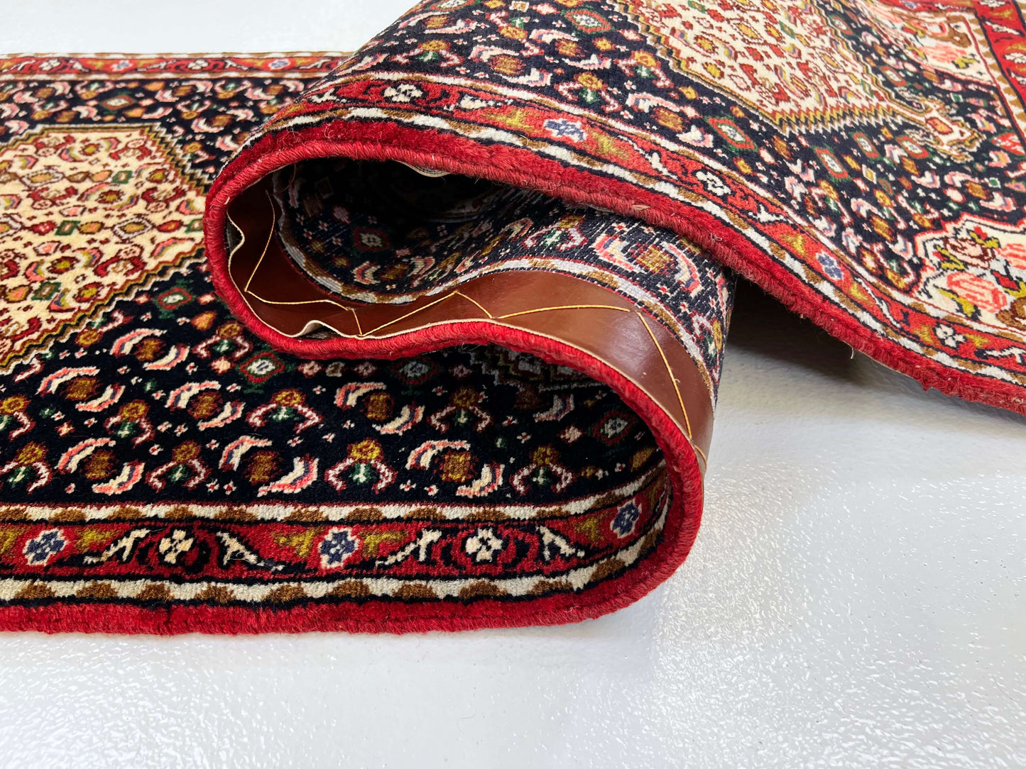 Persian Bijar (1'09"x7'08") indigo/red