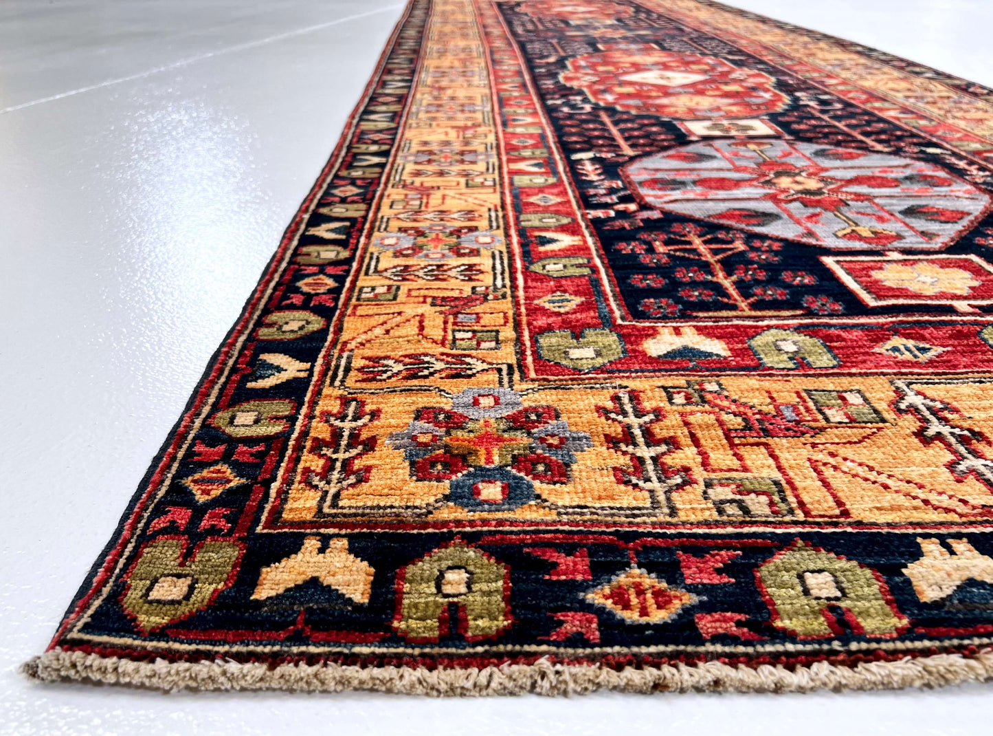 Heriz -nav/gld 3'03"x10' Runner