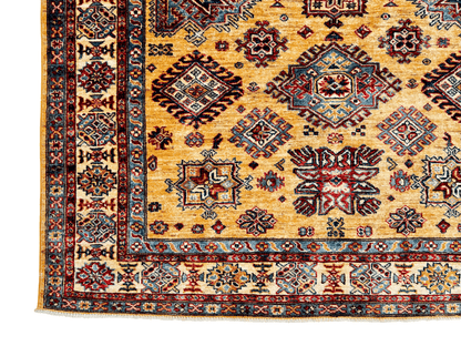 Super Kazak (5'08"x7'11") gold/ivory